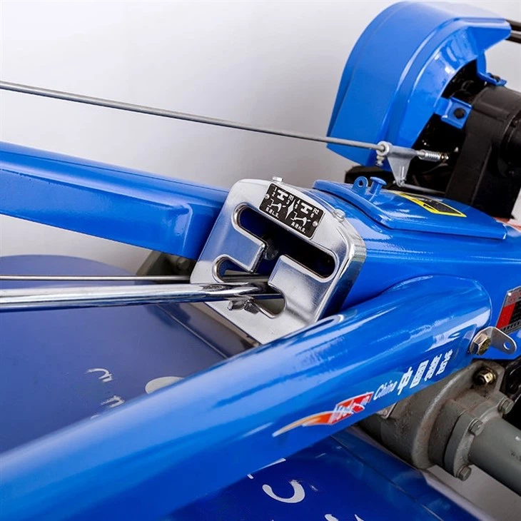 Gear level of 2 wheel tractor